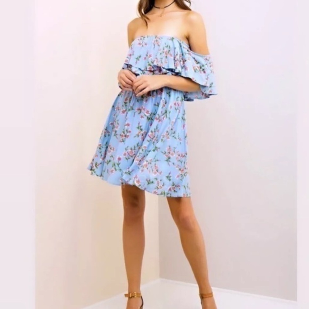 Alvina off shoulder dress high low hem floral blue red EU 44 gently preloved